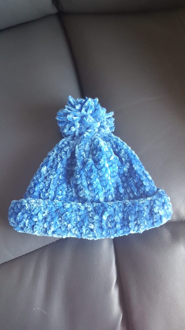 Soft blue baby blanket and matching hat by Triggerfish Crochet