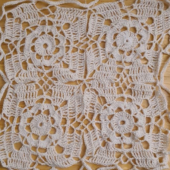 Crochet Bedside Table Mat – Pattern Video
